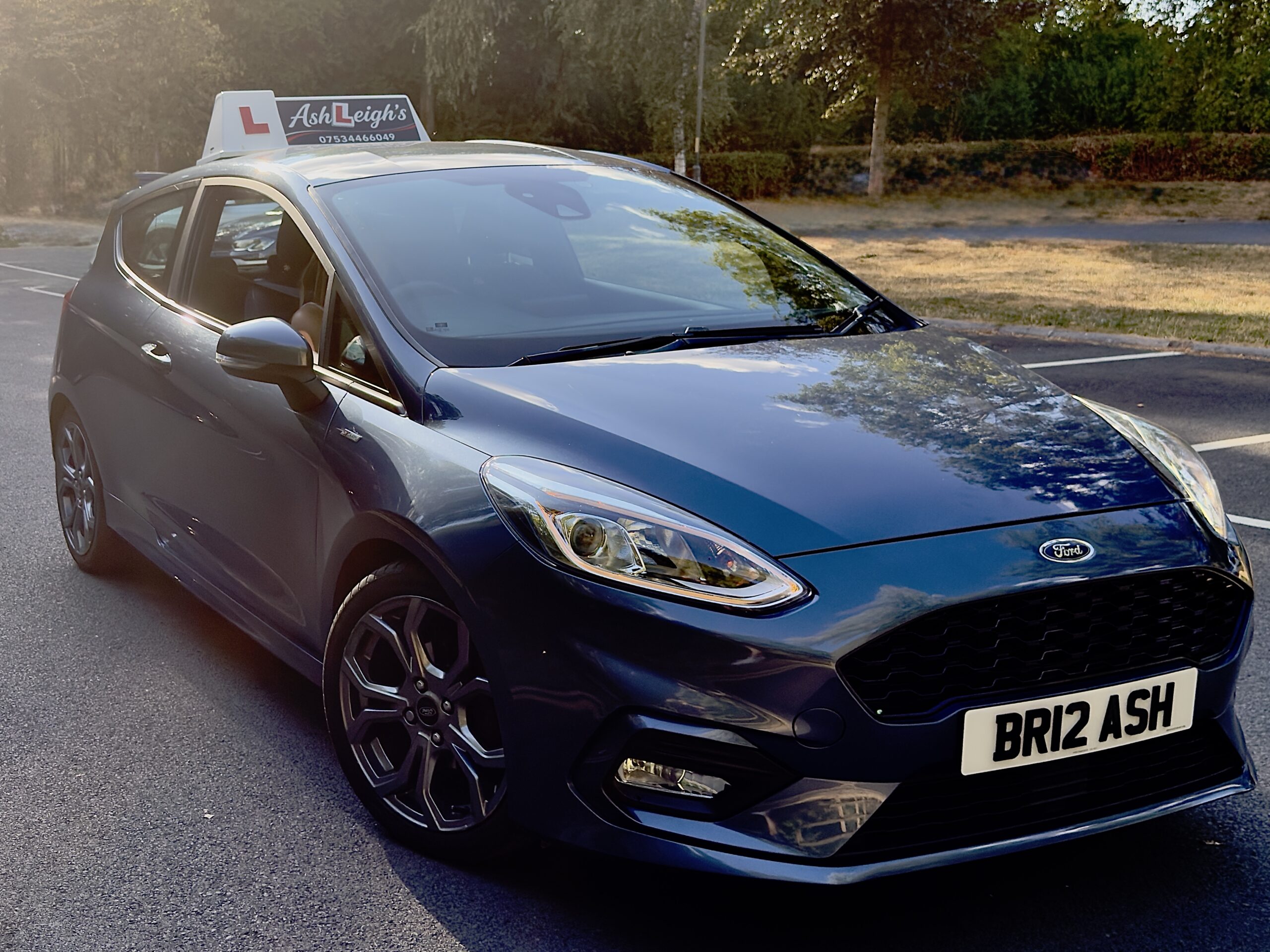 Female manual driving lessons in Redditch and Studley